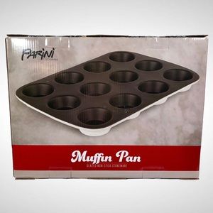 Parini 12 Cup Muffin Pan Glazed Non Stick Stoneware!